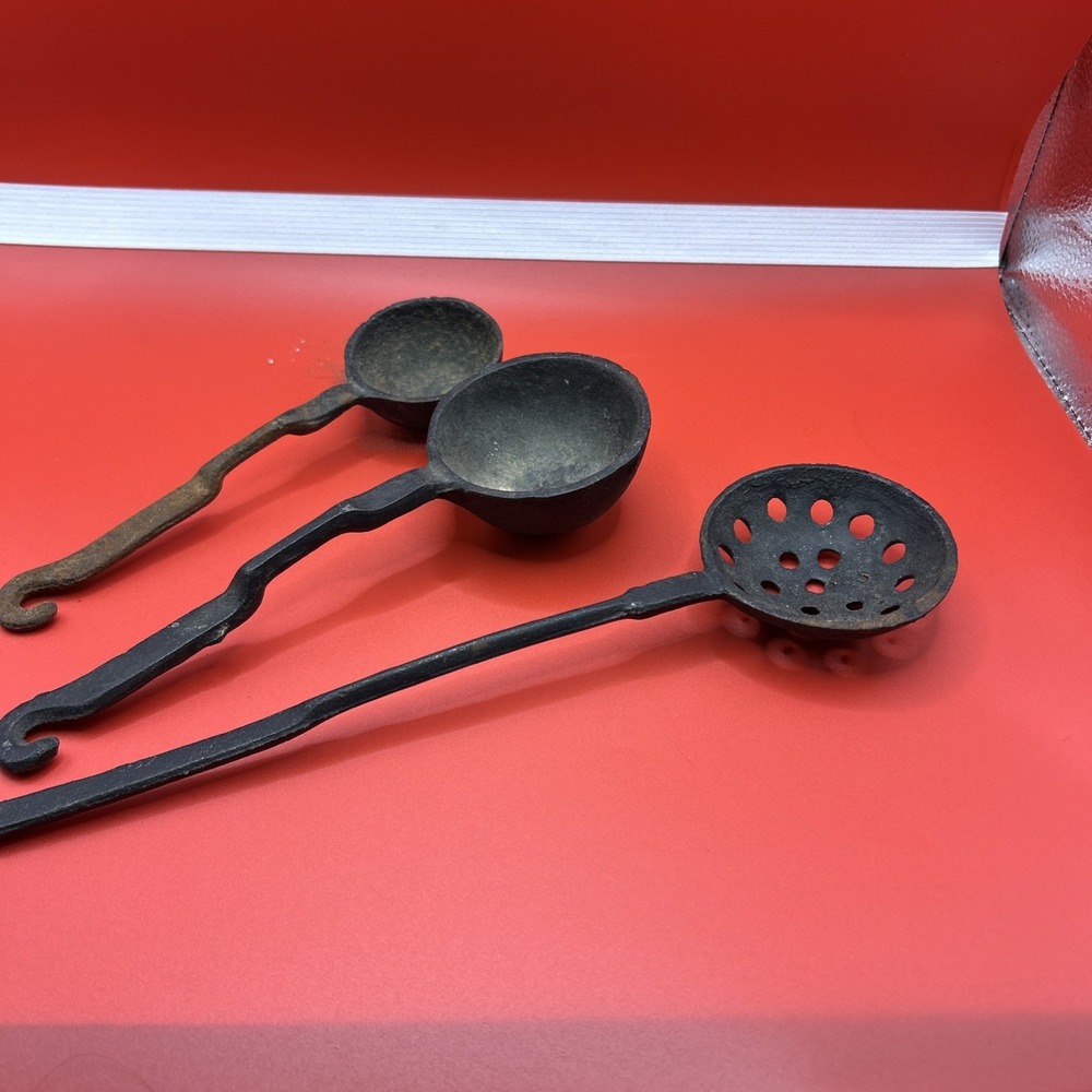 3 BLACK CAST IRON KITCHEN UTENSILS WALL DECO/TAIWAN/10.5" Primitive